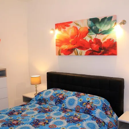 Chimes - Gozo Bellevue Homes * Victoria